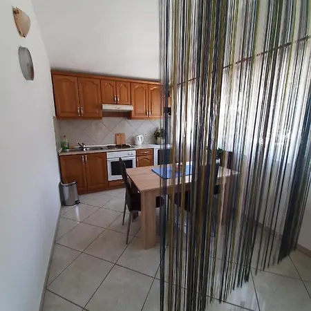 Ivanka Apartamento *